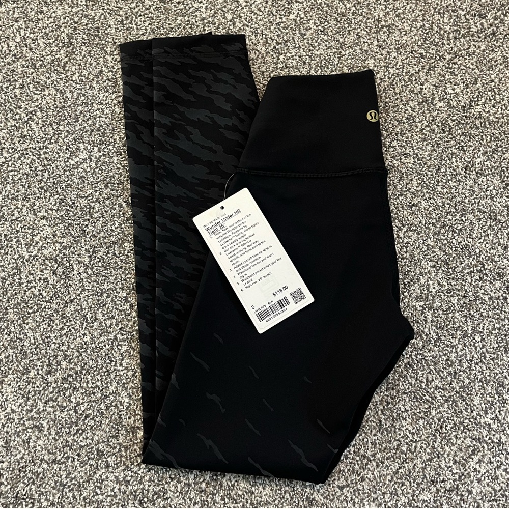 NWT RARE LULULEMON LUNAR NEW YEAR WUNDER UNDER IN BLACK WITH ZEBRA PRINT